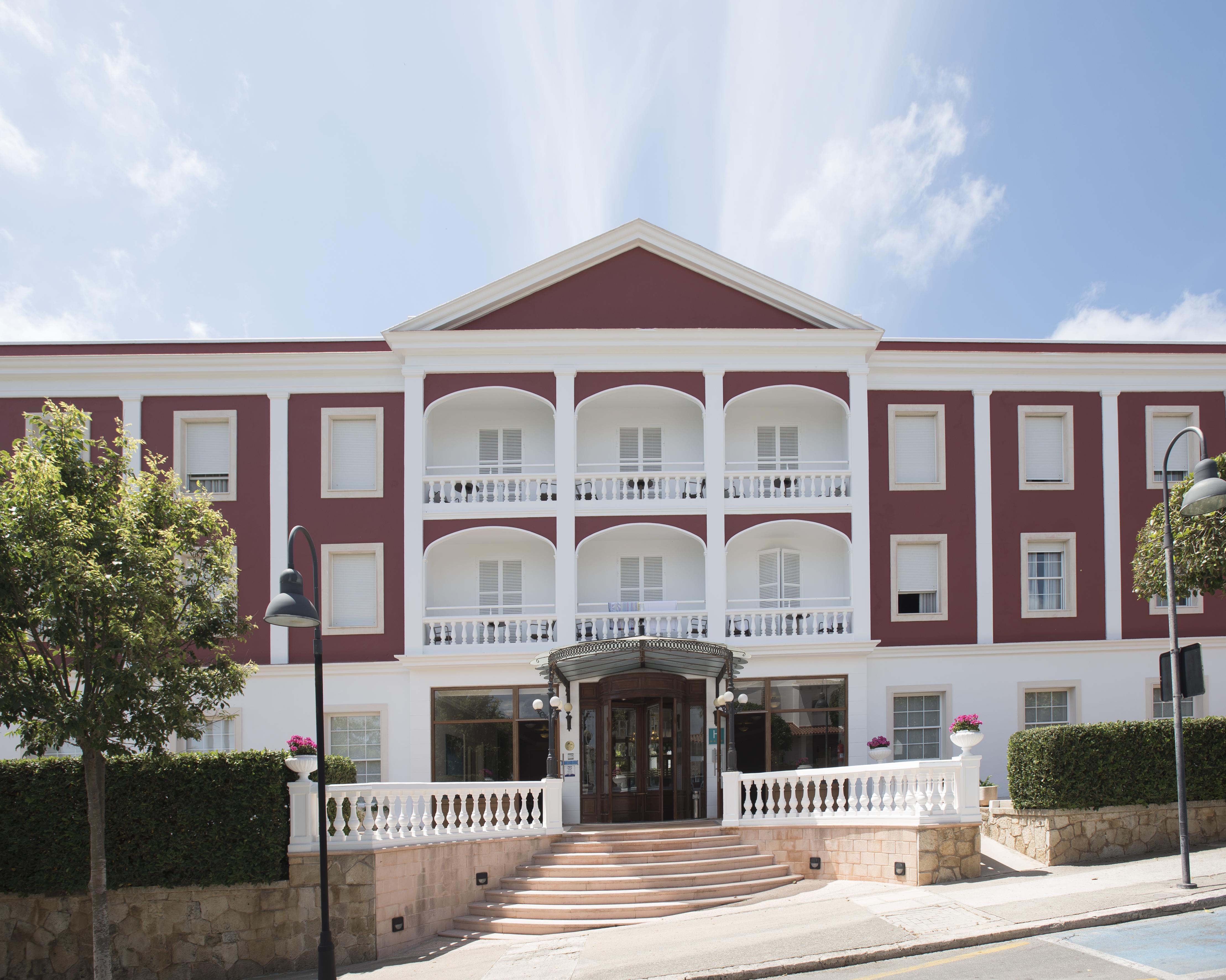 Seth Port Mahon Hotel Екстериор снимка
